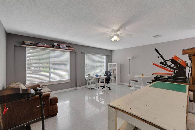 25311 White Oak Lane, Splendora, TX 77372