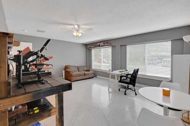 25311 White Oak Lane, Splendora, TX 77372