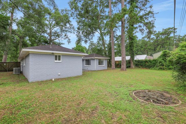 25311 White Oak Lane, Splendora, TX 77372