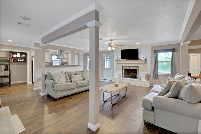 25311 White Oak Lane, Splendora, TX 77372