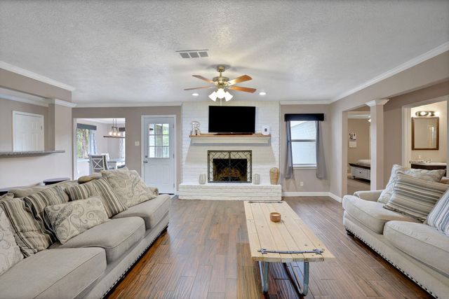 25311 White Oak Lane, Splendora, TX 77372