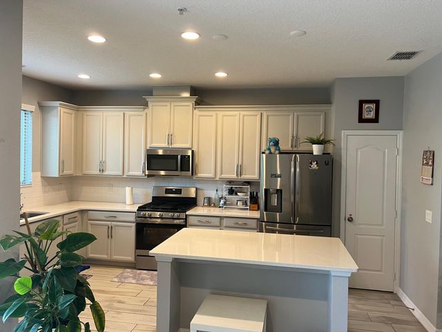 393 EVERTREE LOOP, Sanford, FL 32771