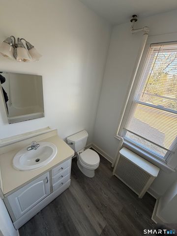 216 High Rock Road 3, Groton, CT 06340