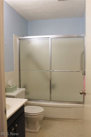 2089 Wooster Road 43, Rocky River, OH 44116