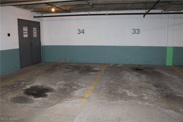 2089 Wooster Road 43, Rocky River, OH 44116