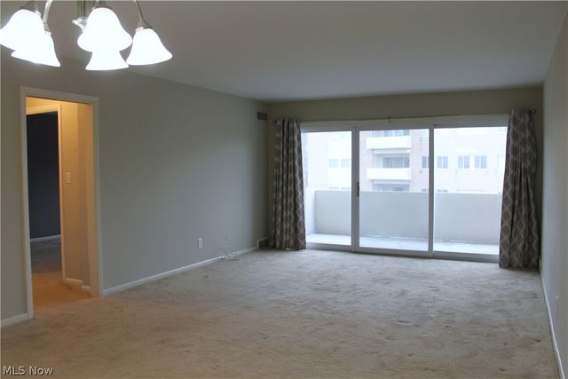 2089 Wooster Road 43, Rocky River, OH 44116