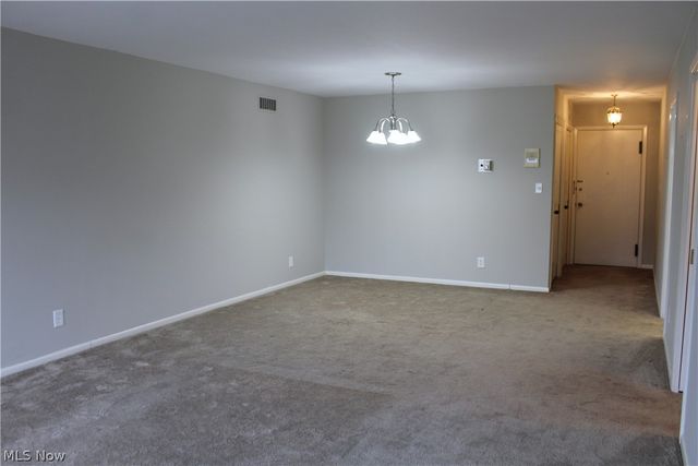 2089 Wooster Road 43, Rocky River, OH 44116