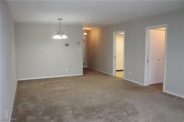 2089 Wooster Road 43, Rocky River, OH 44116