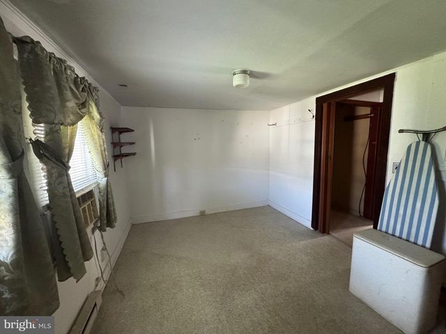 109 CHIPLEY LN, Moorefield, WV 26836