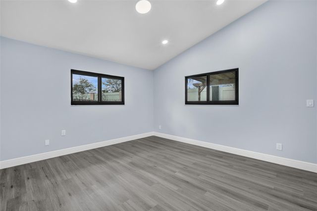 2831 NW 111th Avenue, Sunrise, FL 33322