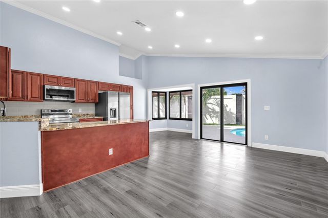 2831 NW 111th Avenue, Sunrise, FL 33322