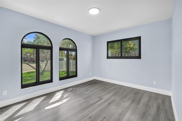 2831 NW 111th Avenue, Sunrise, FL 33322