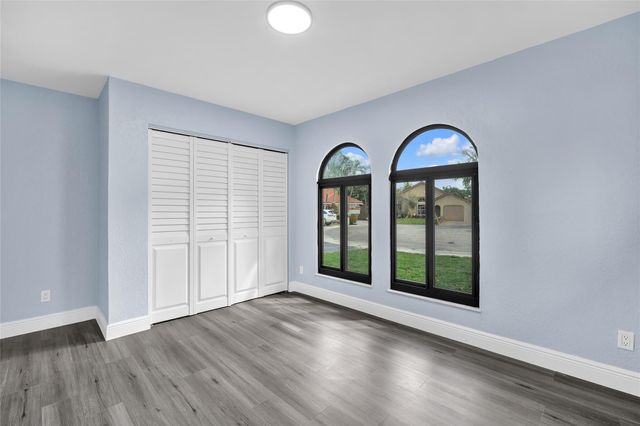 2831 NW 111th Avenue, Sunrise, FL 33322