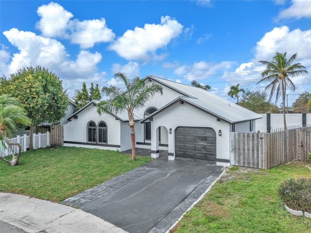 2831 NW 111th Avenue, Sunrise, FL 33322