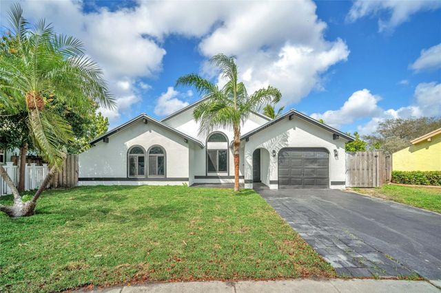 2831 NW 111th Avenue, Sunrise, FL 33322