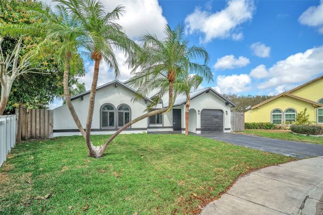 2831 NW 111th Avenue, Sunrise, FL 33322