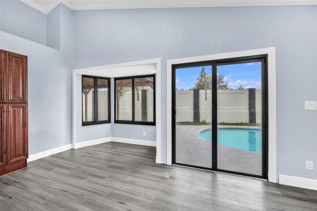 2831 NW 111th Avenue, Sunrise, FL 33322