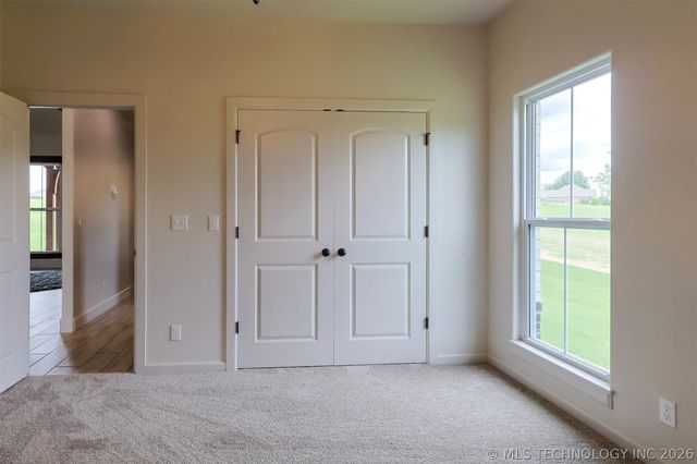 408 S Tall Chief Avenue, Skiatook, OK 74070