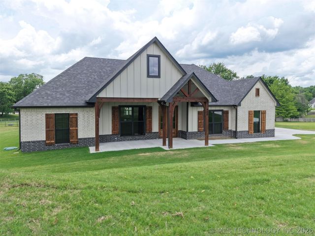 408 S Tall Chief Avenue, Skiatook, OK 74070