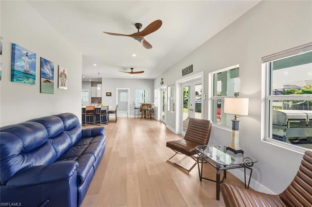 27088 Del LN, Bonita Springs, FL 34135