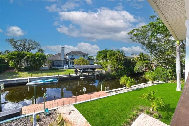 27088 Del LN, Bonita Springs, FL 34135
