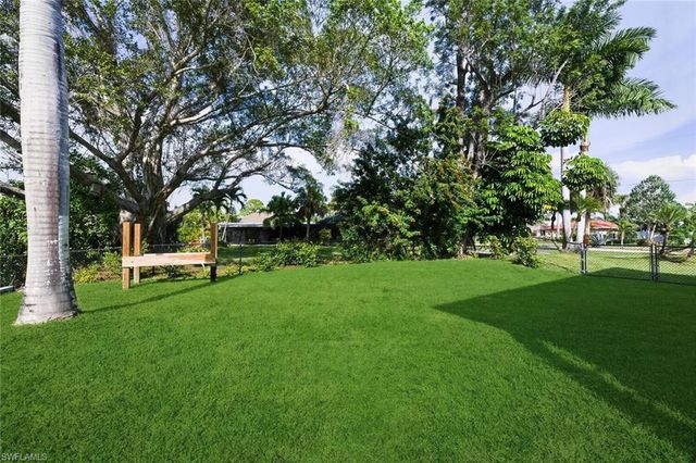 27088 Del LN, Bonita Springs, FL 34135