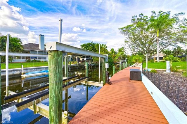 27088 Del LN, Bonita Springs, FL 34135