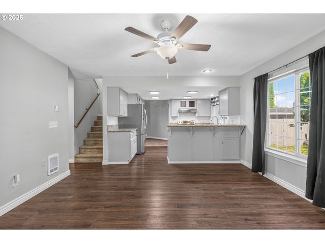 2326 WREN Dr, Longview, WA 98632