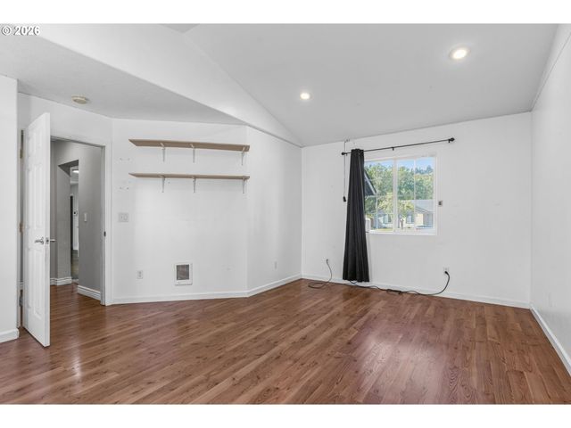2326 WREN Dr, Longview, WA 98632
