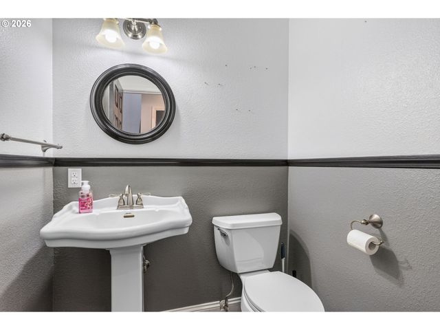 2326 WREN Dr, Longview, WA 98632