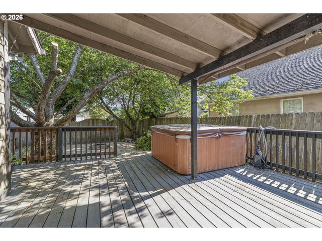 2326 WREN Dr, Longview, WA 98632
