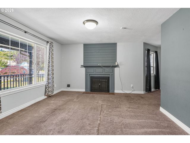 2326 WREN Dr, Longview, WA 98632