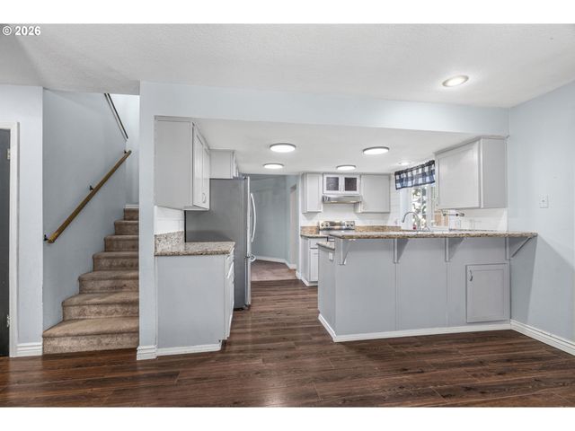 2326 WREN Dr, Longview, WA 98632