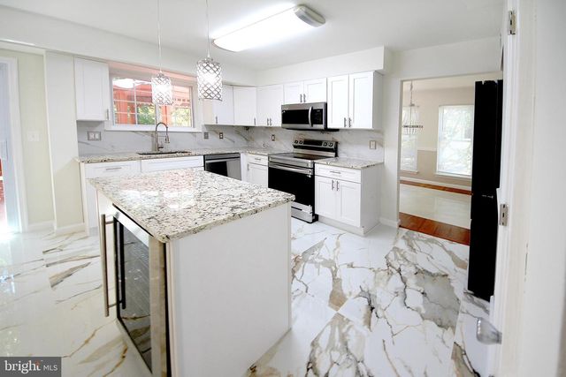 5715 BUTTERFIELD DR, Clinton, MD 20735