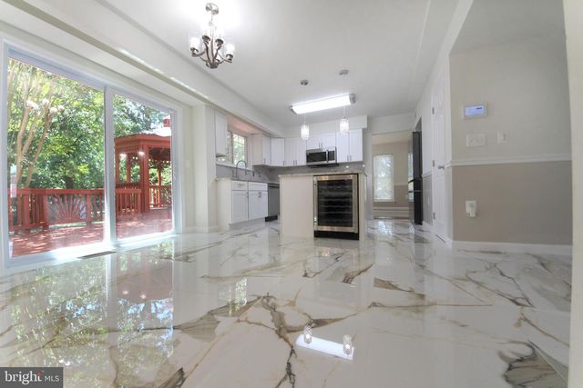 5715 BUTTERFIELD DR, Clinton, MD 20735
