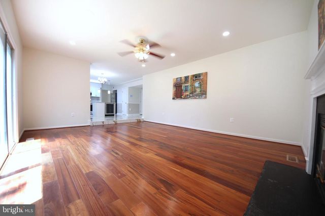 5715 BUTTERFIELD DR, Clinton, MD 20735