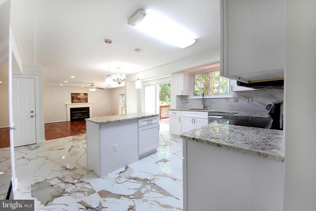 5715 BUTTERFIELD DR, Clinton, MD 20735