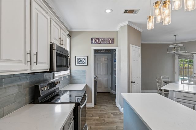 324 Shady Timbers Lane, Murphy, TX 75094