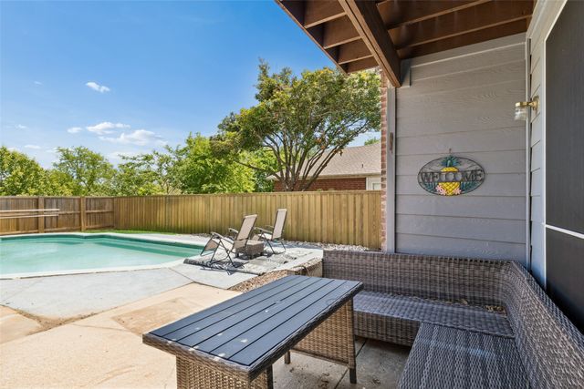 324 Shady Timbers Lane, Murphy, TX 75094