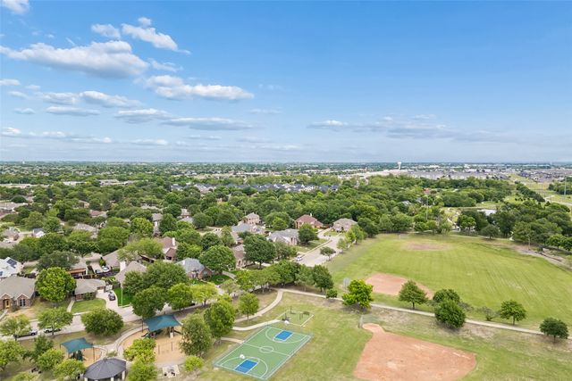 324 Shady Timbers Lane, Murphy, TX 75094