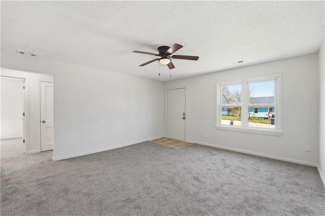 5609 Oakland Avenue, Kansas City, MO 64129