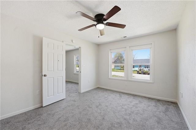 5609 Oakland Avenue, Kansas City, MO 64129