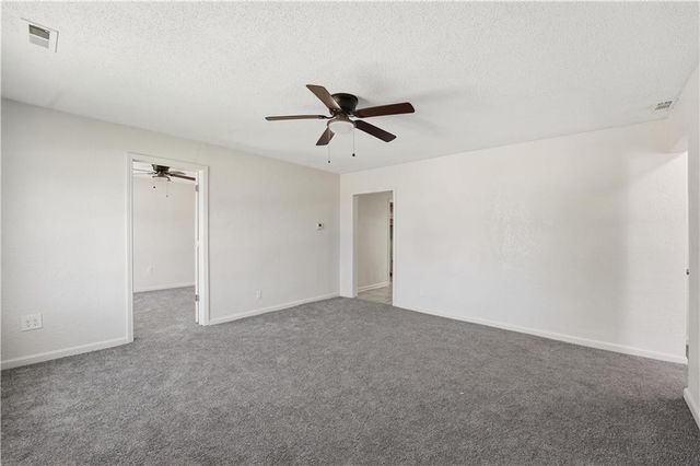 5609 Oakland Avenue, Kansas City, MO 64129