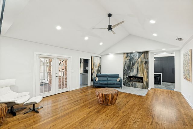 6566 Ridgeview Circle, Dallas, TX 75240