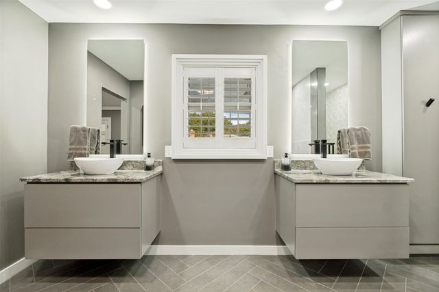 6566 Ridgeview Circle, Dallas, TX 75240