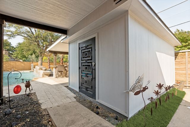 6566 Ridgeview Circle, Dallas, TX 75240