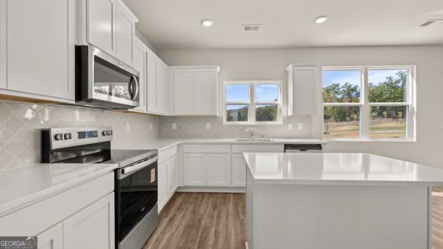 834 Trillium Drive, Locust Grove, GA 30248