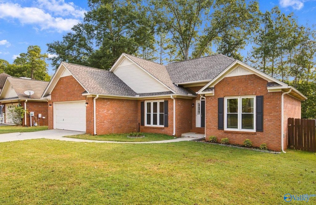 221 Jarrett Lane, Madison, AL 35758