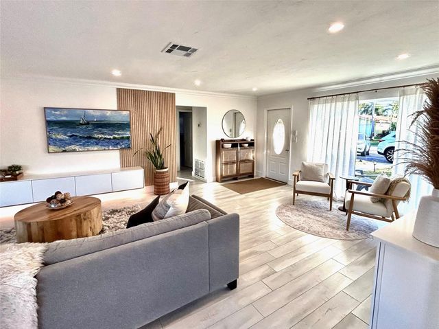 1473 NE 53rd Court, Fort Lauderdale, FL 33334