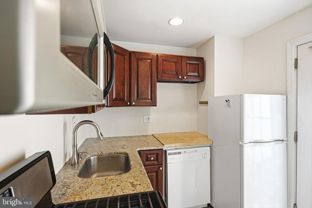 1717 WEBSTER ST, Philadelphia, PA 19146